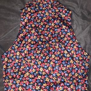 Ultra pink cropped shirt size M 100% polyester